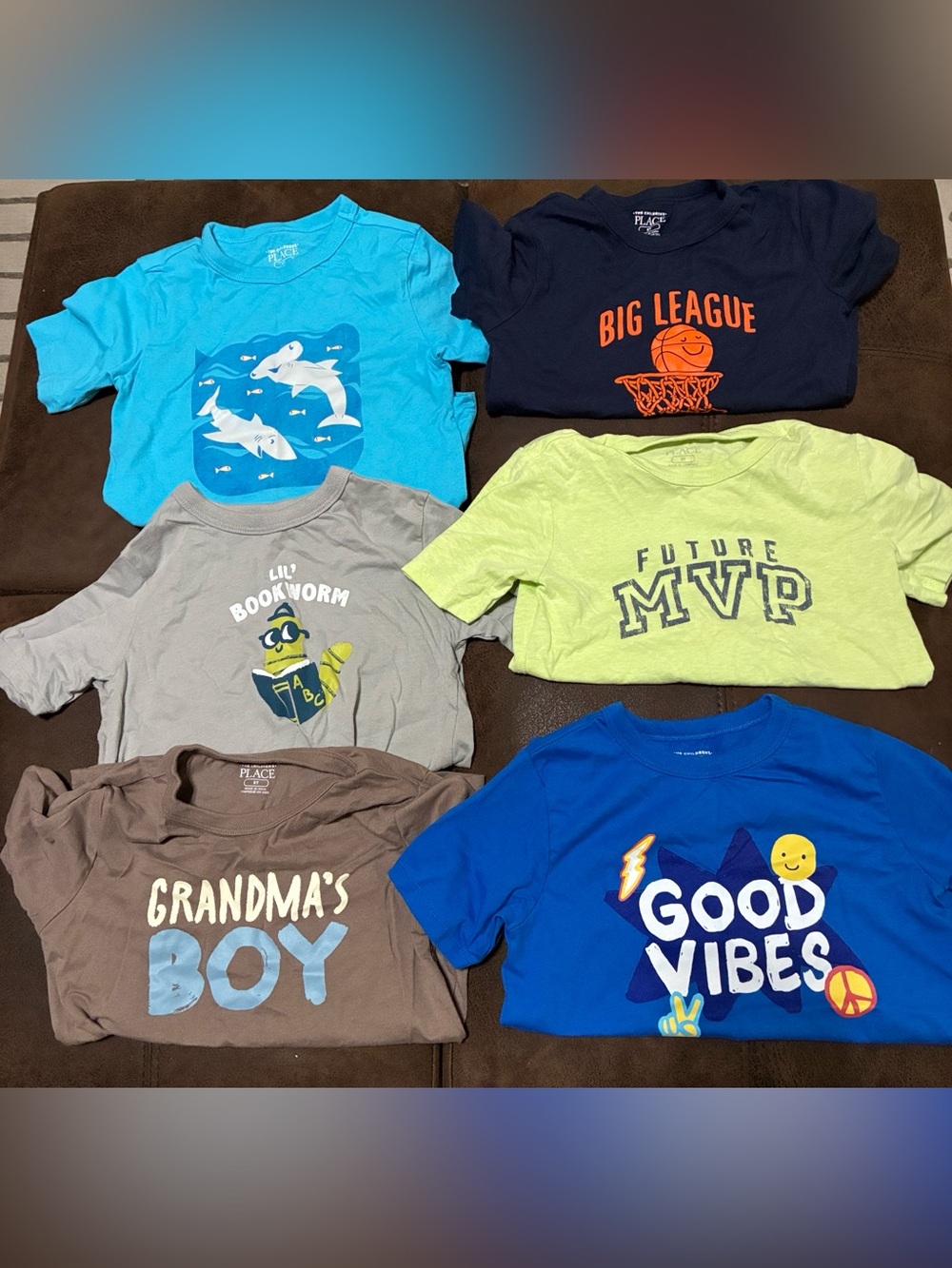 Toddler graphic tees (lot of 10)